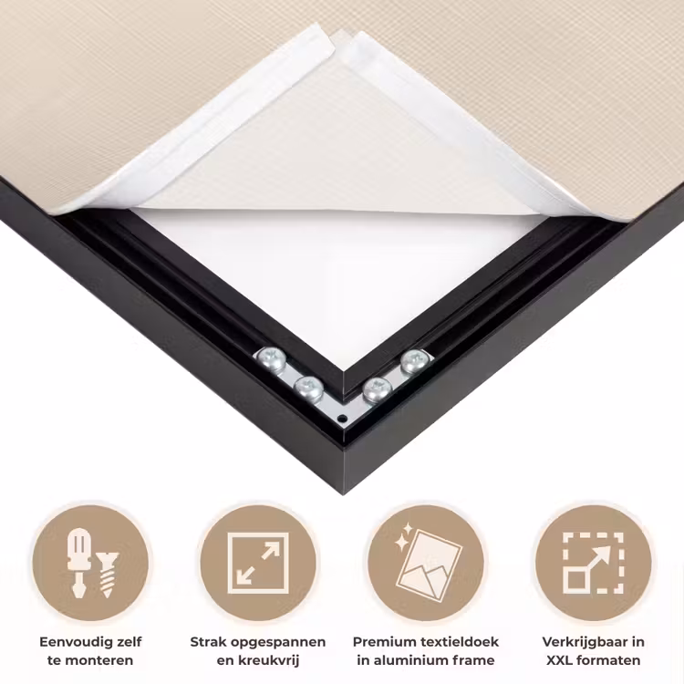 Goud - Vrouw - Rechthoeken Textielframe zwart klein -USP_feed_closeupNL