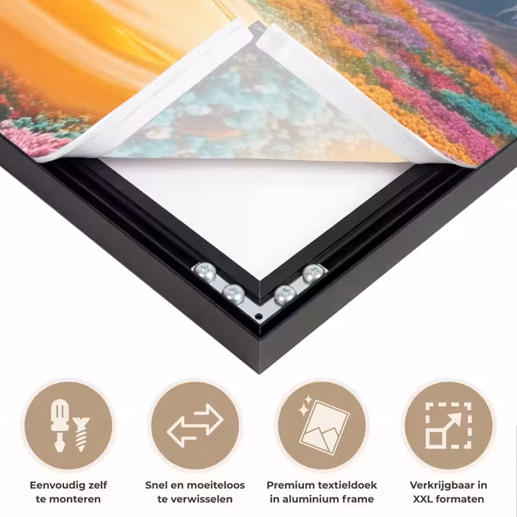 Art frame - Handen - Ei - Surrealisme - Handen - Ei - Surrealisme Textielframe zwart klein