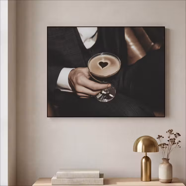 Hartje - Cocktail - Espresso Martini - Hand Textielframe - compleet frame klein -sfeer2