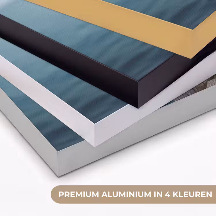 Houten steiger - Helderblauwe lucht Textielframe zwart klein -USP_kleurenNL