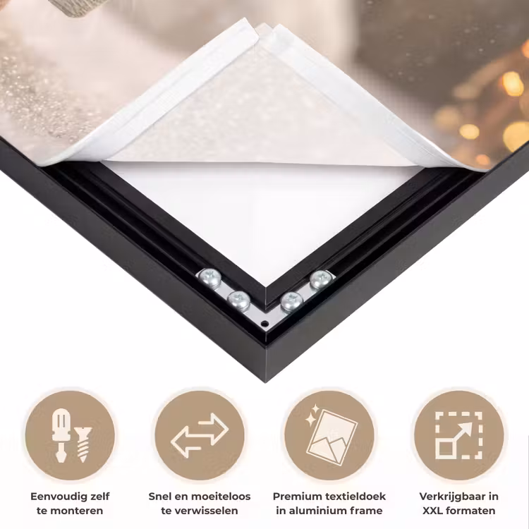 Kerst - Gnome - Bord - Kleurrijk Textielframe zwart klein -USP_closeupNL