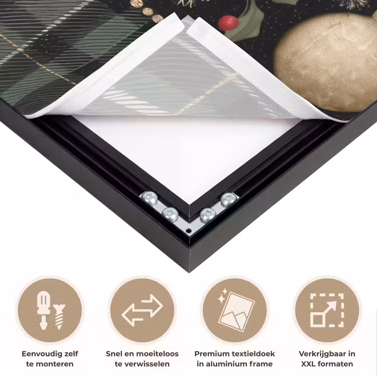 Kerstballen - Rood - Hulsttakken - Patroon Textielframe zwart klein -USP_closeupNL