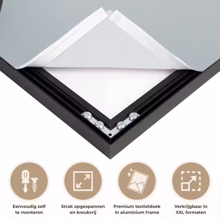 Koe - Zwart - Wit - Kok Textielframe zwart klein -USP_feed_closeupNL
