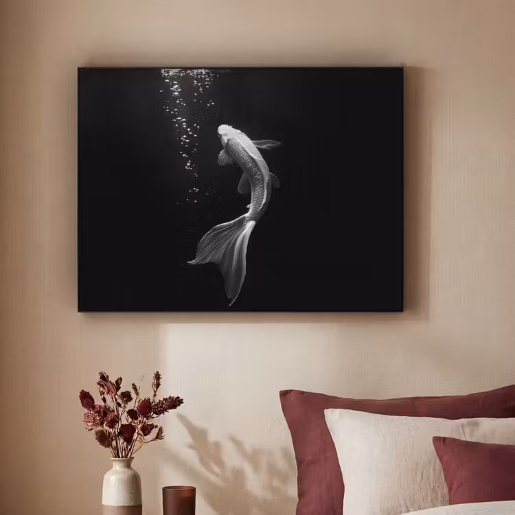 Koi - Vis - Wit - Zwart Textielframe zwart klein -sfeer1