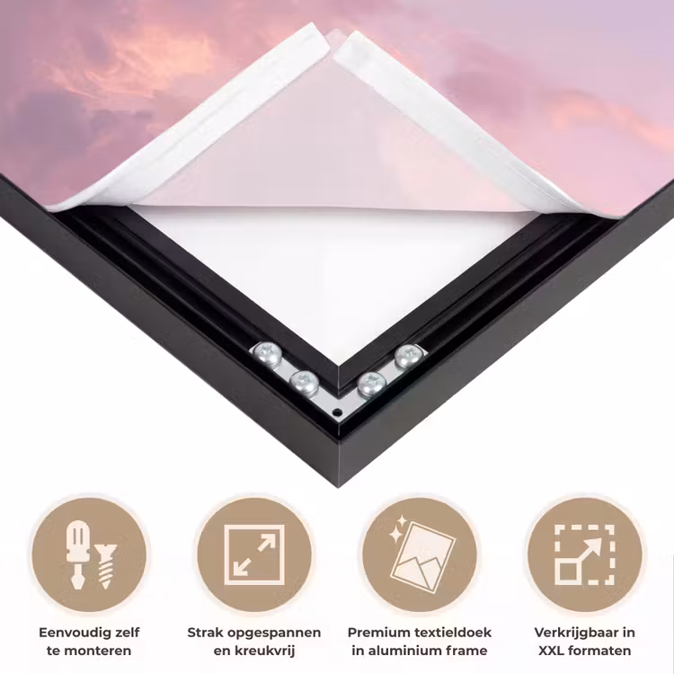 Kwallen - Roze - Wolken Textielframe zwart klein -USP_feed_closeupNL