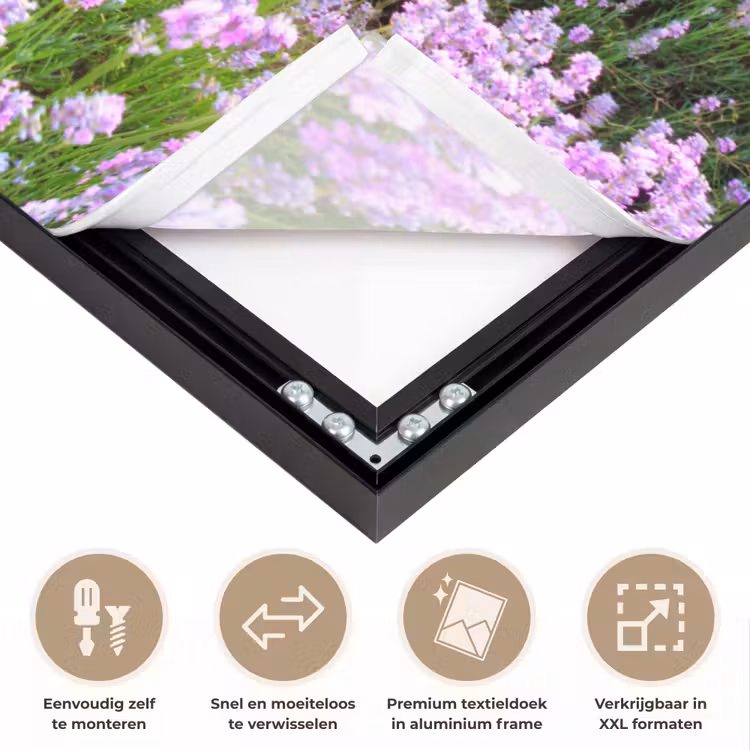 Lavendel - Bloemen - Zonsondergang - Paars - Weide Textielframe zwart klein -USP_closeupNL