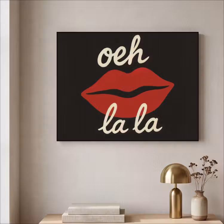 Lip - Rood - Quote Textielframe - compleet frame klein -sfeer2