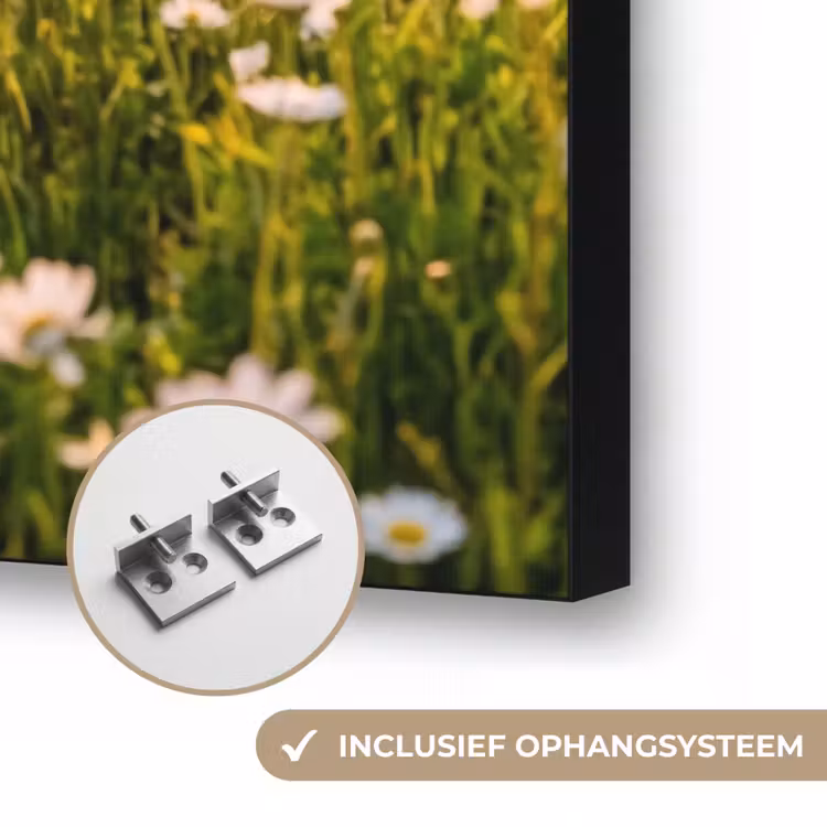Madelief - Veld - Heuvels - Groen Textielframe zwart klein -USP_ophangsysteemNL