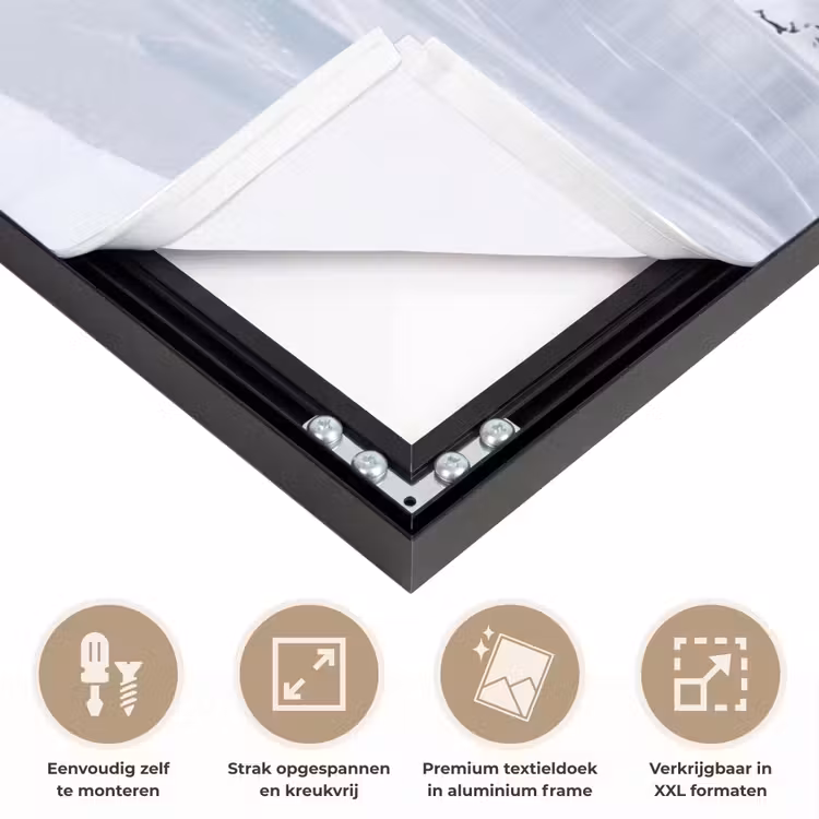 Meer - Dennen - IJs - Winter - Rustgevend Textielframe zwart klein -USP_feed_closeupNL