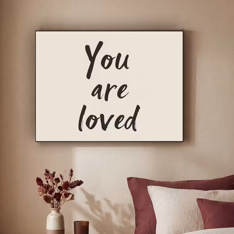 Minimalistisch - Beige - Love Textielframe - compleet frame klein -sfeer1