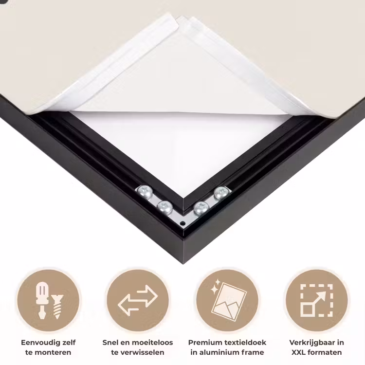 Minimalistisch - Beige - Love Textielframe zwart klein -USP_closeupNL