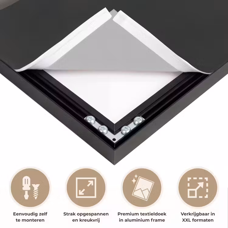 Modern - Vrouw - Hoed Textielframe zwart klein -USP_feed_closeupNL