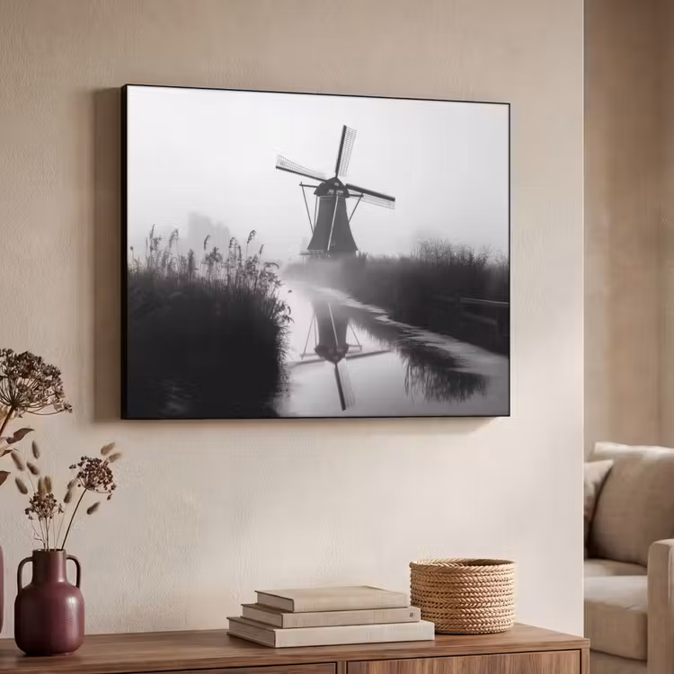 Molen - Weerspiegeling - Landschap - Water Textielframe zwart klein -sfeer3