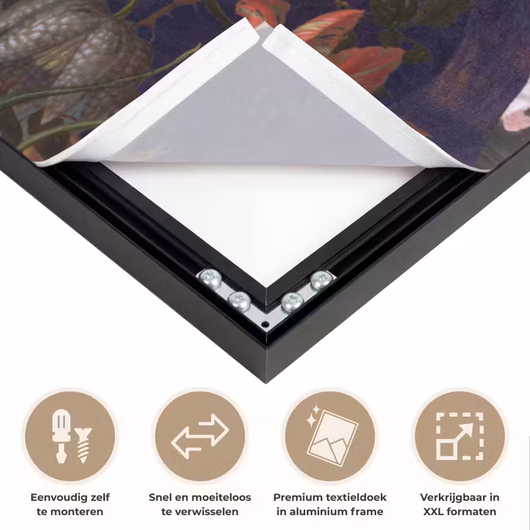 Mona Lisa - Leonardo da Vinci - Bloemen Textielframe zwart klein -USP_closeupNL