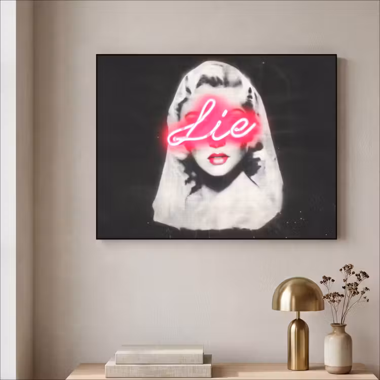 Neon - Letters - Vintage - Vrouw Textielframe zwart klein -sfeer2