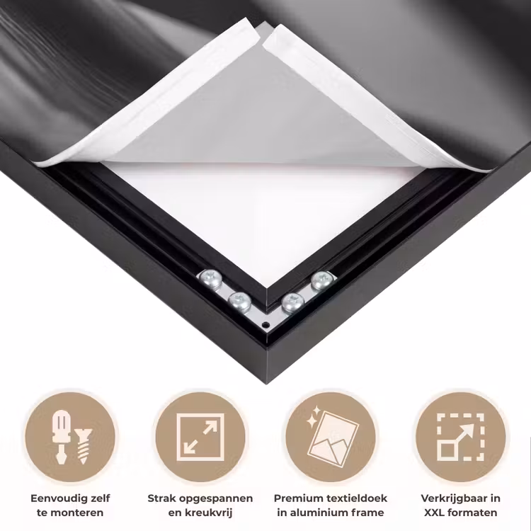 Paard - Hout - Schaalbord - Zwart Textielframe zwart klein -USP_feed_closeupNL