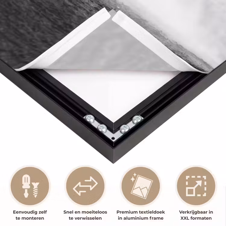 Paard - Ren - Stof - Zwart-wit - Dieren Textielframe zwart klein -USP_closeupNL