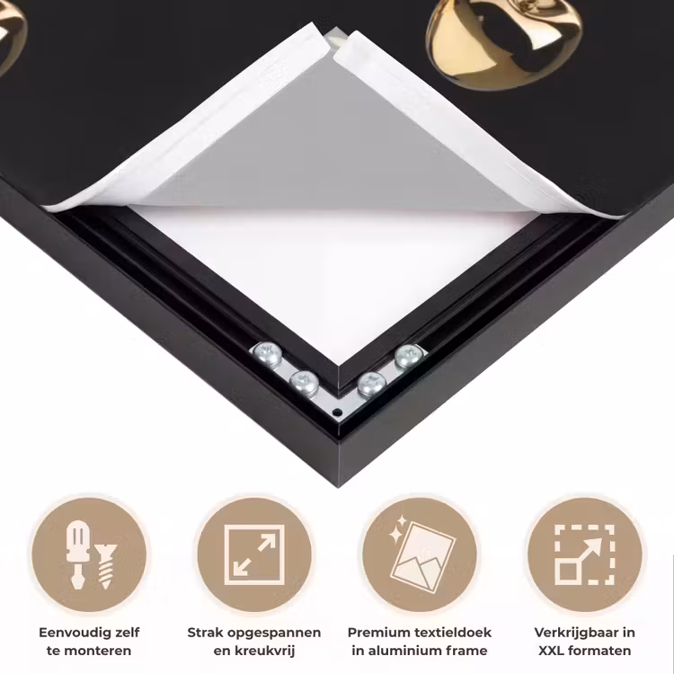 Patroon - Kersen - Goud - Chrome Textielframe zwart klein -USP_feed_closeupNL