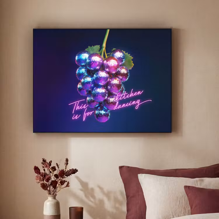 Quote - Neon - Disco - Druiven Textielframe - compleet frame klein -sfeer1