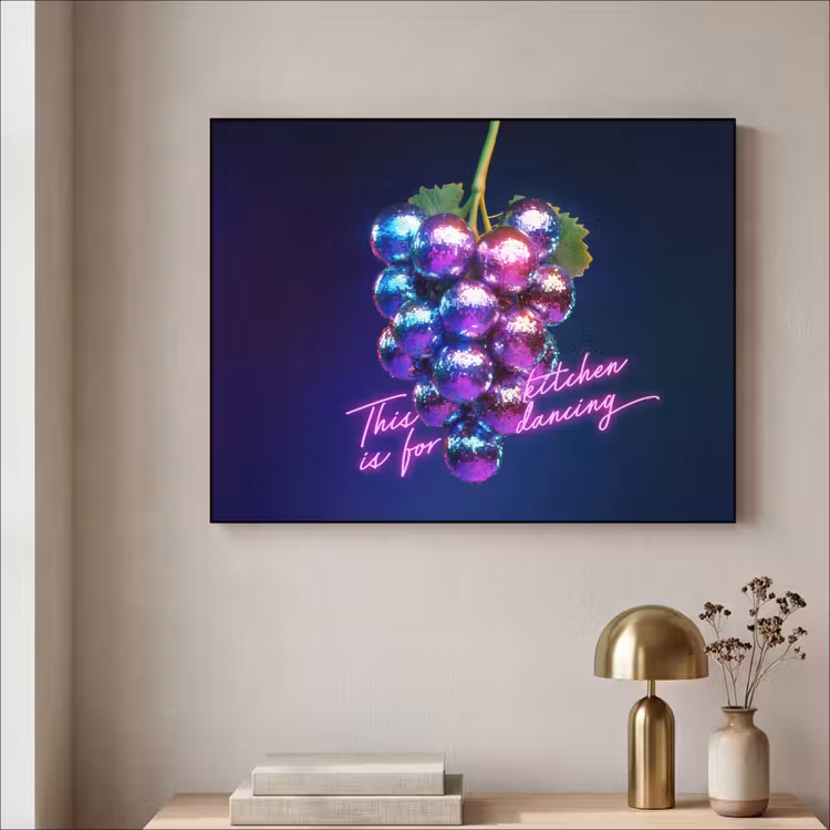 Quote - Neon - Disco - Druiven Textielframe - compleet frame klein -sfeer2