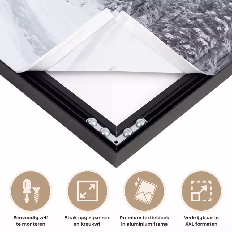 Rivier - Bevroren - Landschap - Winter Textielframe zwart klein -USP_feed_closeupNL