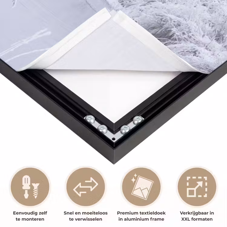 Rivier - Sneeuw - Bos - Winter - Schilderachtig Textielframe zwart klein -USP_closeupNL