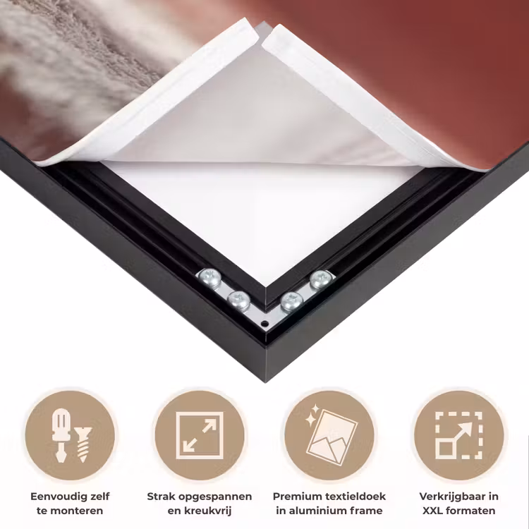 Rode - Velvet - Taart - Eten Textielframe zwart klein -USP_feed_closeupNL