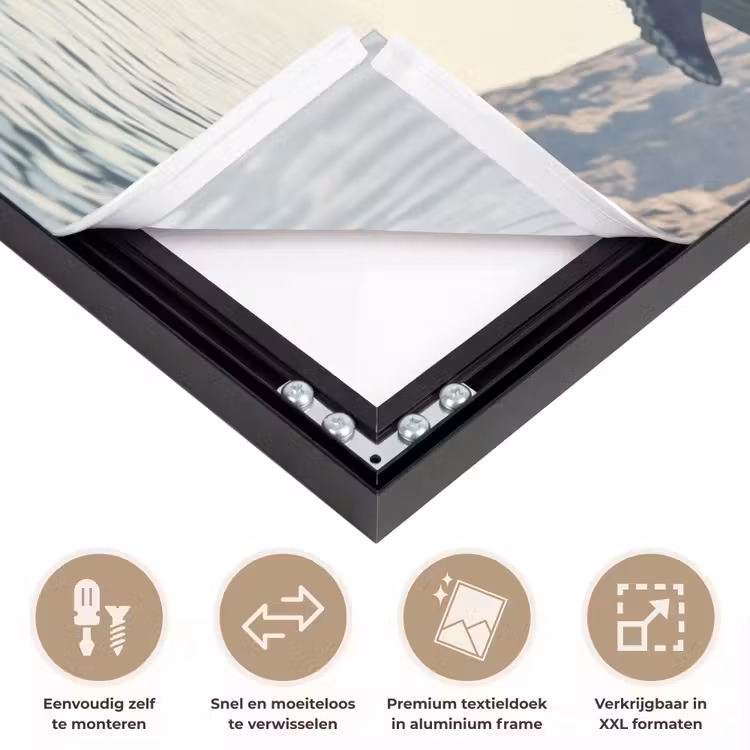 Art frame - Ruimtevaarder - Walvis - Fantasie - Ruimtevaarder - Walvis - Fantasie Textielframe zwart klein