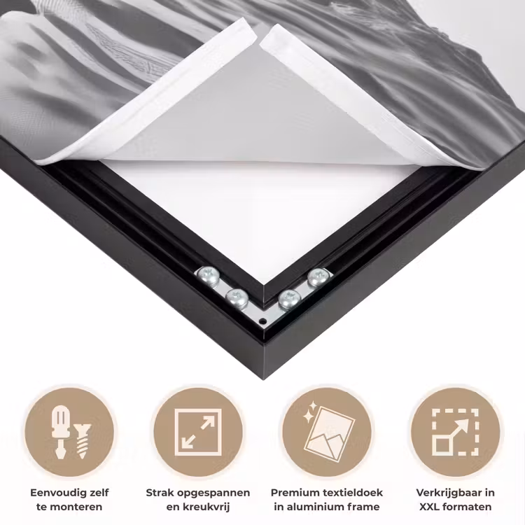 Silhouet - Vrouw - Surfplank - Water Textielframe zwart klein -USP_feed_closeupNL