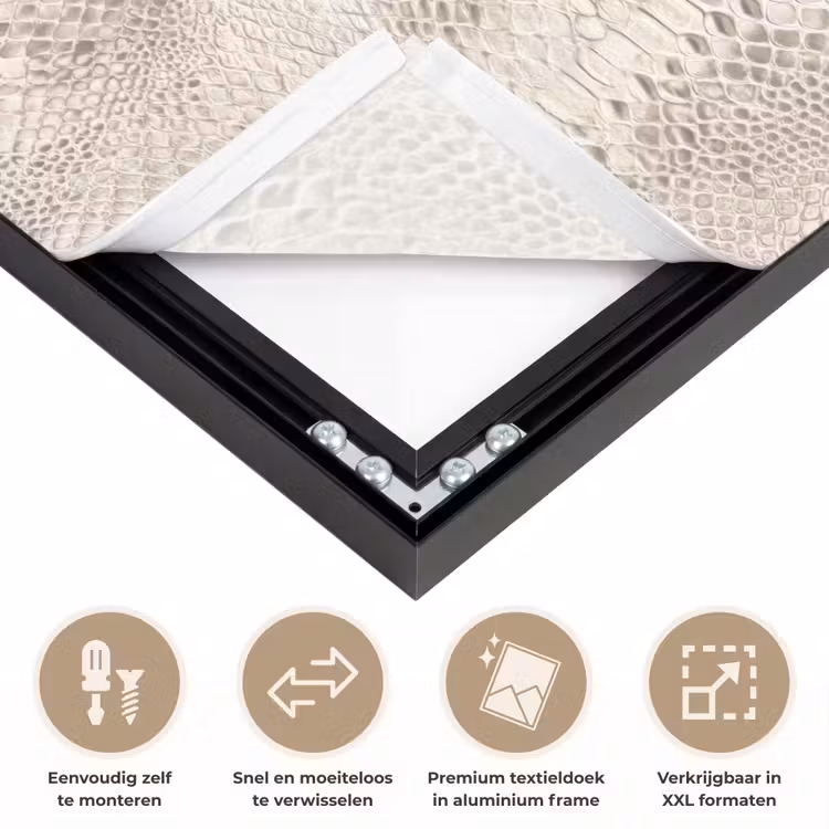 Slang - Patroon - Beige Textielframe zwart klein 947 -USP_closeupNL