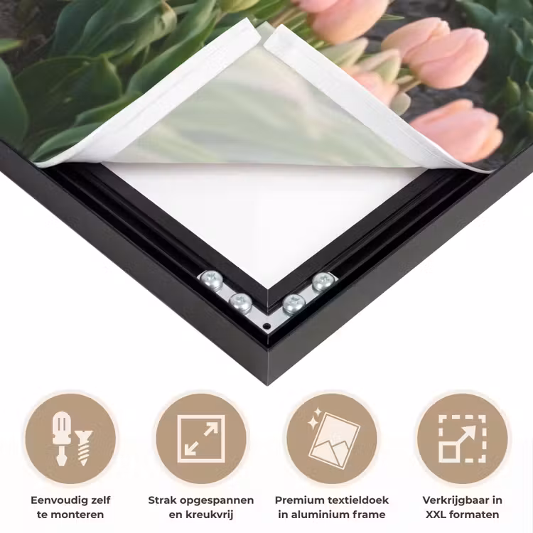 Tulpen - Landschap - Roze Textielframe zwart klein -USP_feed_closeupNL
