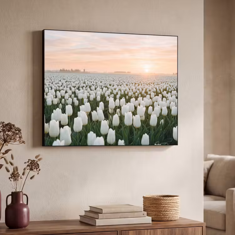 Tulpen - Landschap - Wit Textielframe zwart klein -sfeer3