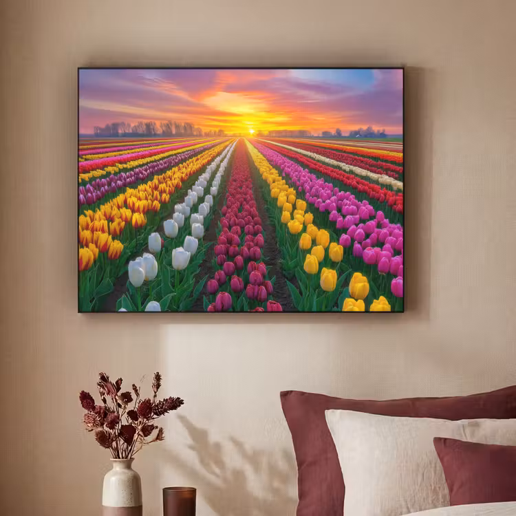Tulpenveld - Zonsondergang - Kleurrijk Textielframe - compleet frame klein -sfeer1