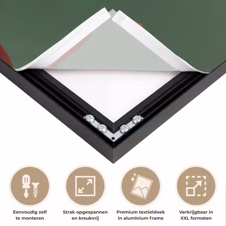 Vrouw - Aardbeien - Frambozen - Bramen - Bessen Textielframe zwart klein -USP_feed_closeupNL