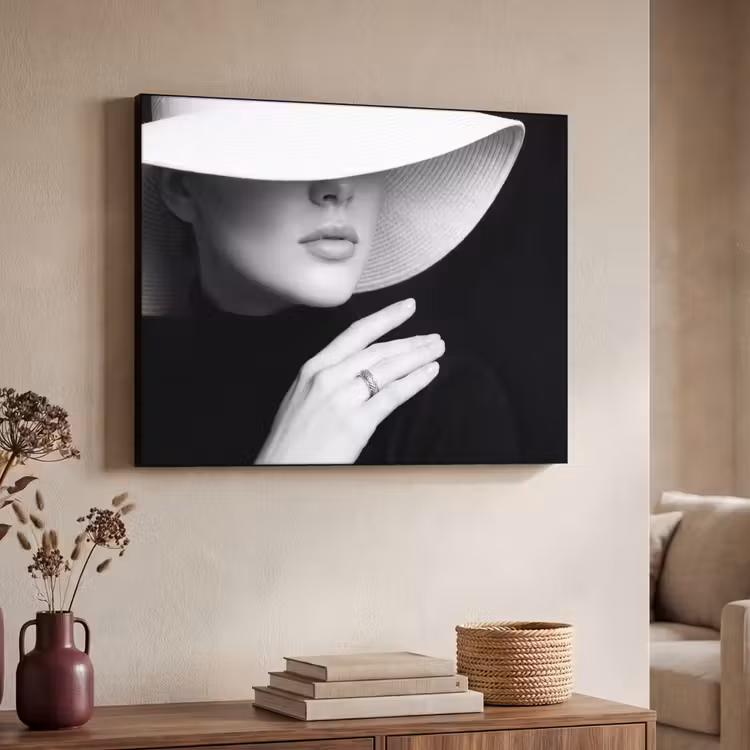 Vrouw - Hoed - Hand - Zwart - Wit - Klassiek Textielframe zwart klein -sfeer3