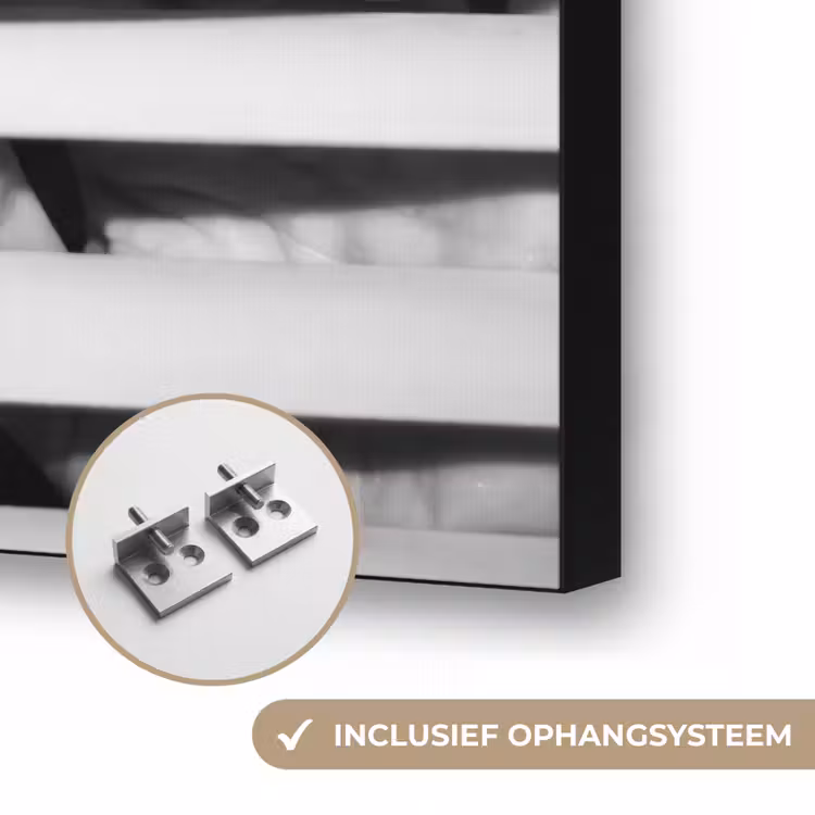 Vrouw - Jaloezieën - Portret - Zwart-wit Textielframe zwart klein -USP_ophangsysteemNL