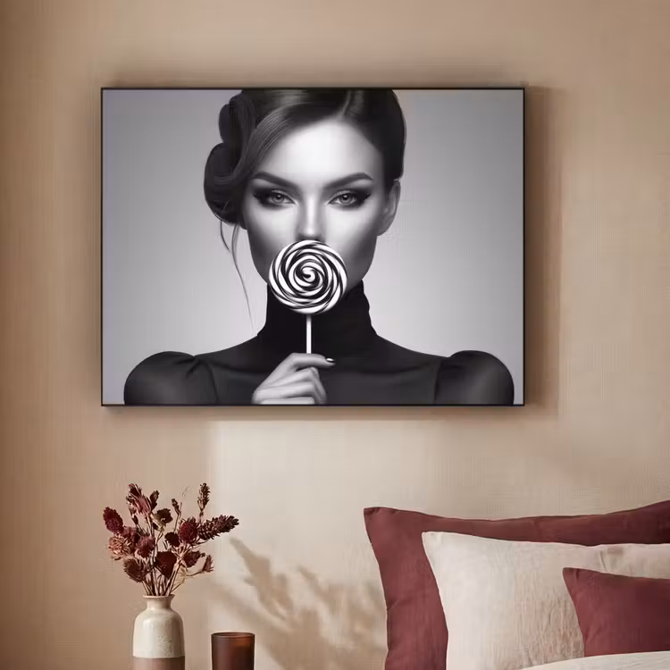 Vrouw - Lolly - Zwart Textielframe zwart klein -sfeer1