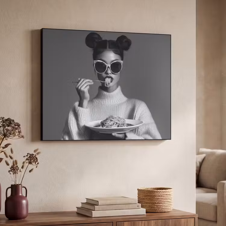 Vrouw - Pasta - Zonnebril Textielframe zwart klein -sfeer3