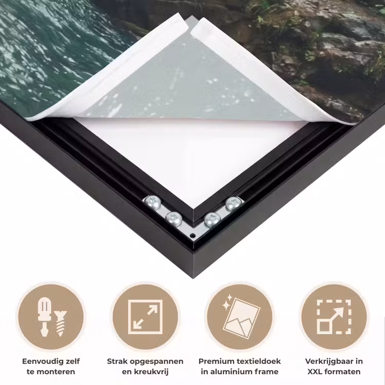 Waterfall - Forest - Nature - Greenkhgyguyg Textielframe zwart klein -USP_feed_closeupNL