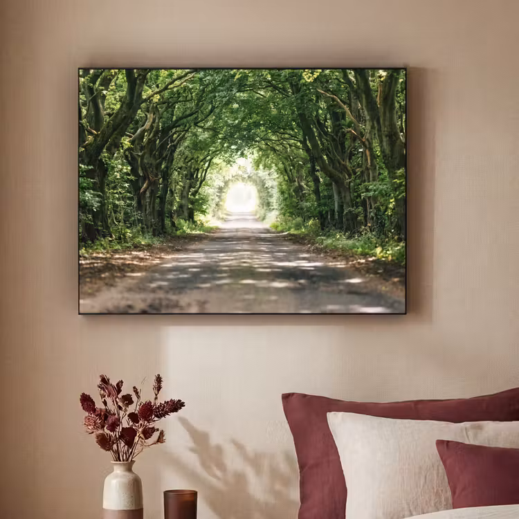 Weg - Bomen - Natuur - Groen Textielframe zwart klein -sfeer1