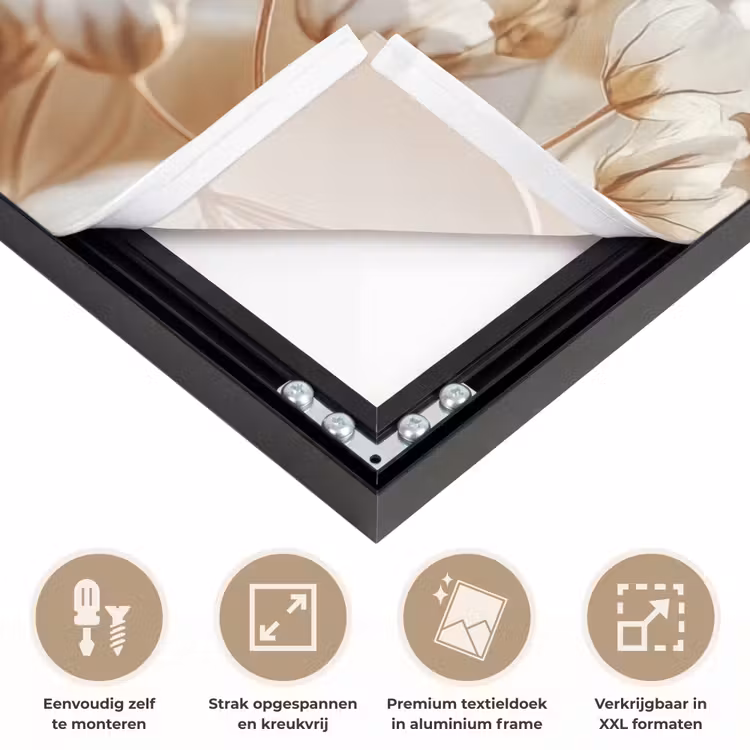 Wilde - Bloemen - Wit Textielframe zwart klein -USP_feed_closeupNL