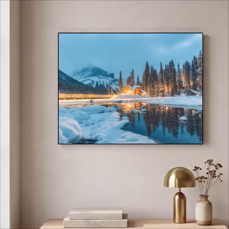 Winterlandschap - Natuur - Huis - Bergen - Sneeuw Textielframe - compleet frame klein -sfeer2