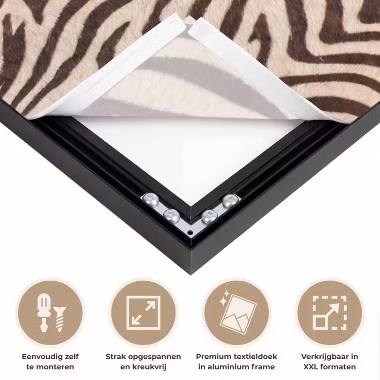 Zebra - Strepen - Bruin Textielframe zwart klein -USP_feed_closeupNL