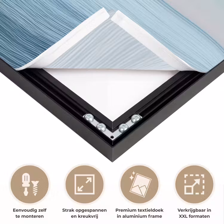 Zeilbootje - Kalme zee - Helderblauwe hemel Textielframe zwart klein -USP_feed_closeupNL