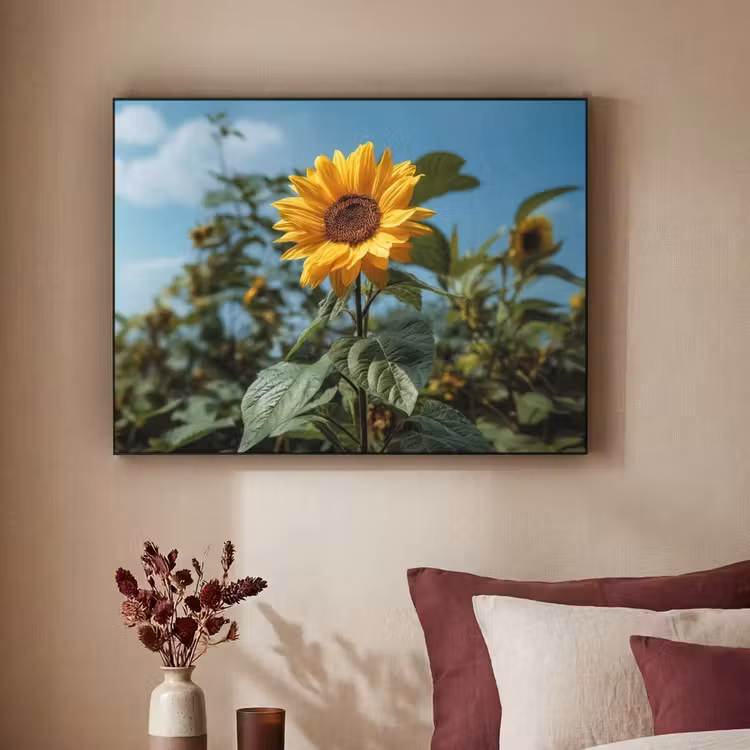 Zonnebloemen - Helderblauwer lucht - Gras Textielframe zwart klein -sfeer1
