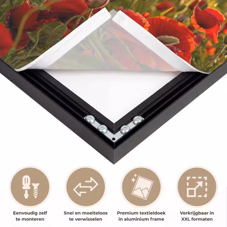 Zonsondergang - Klaprozen - Rood - Bloemen - Veld - Natuur Textielframe zwart klein -USP_closeupNL