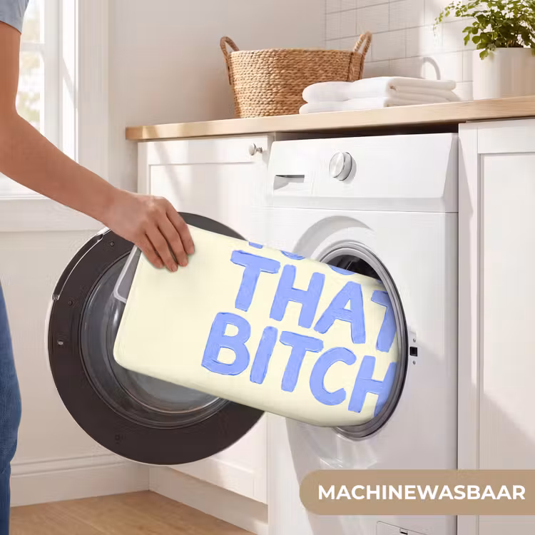 100% that bitch - Blauw - Wit Badmat klein -USP_WasbaarNL
