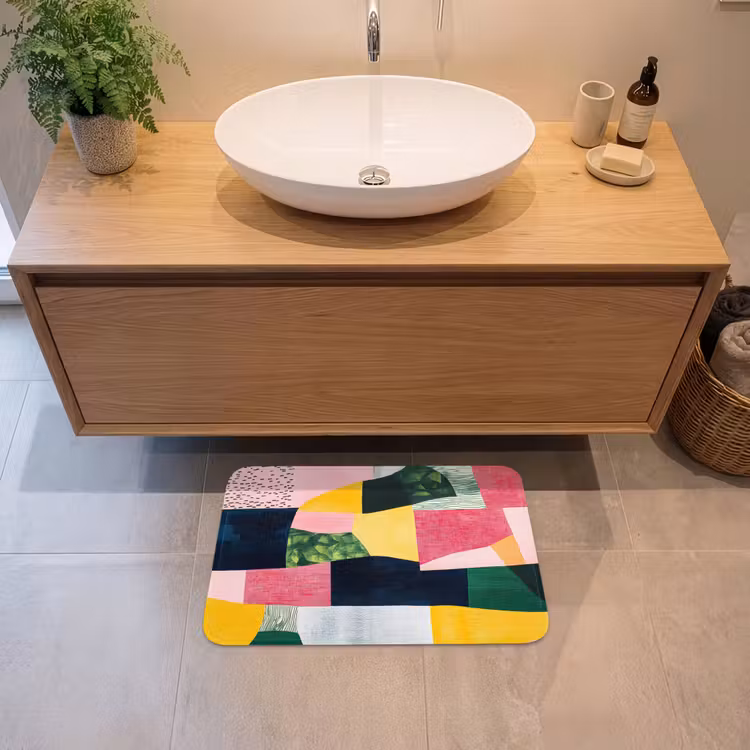 Abstract - Roze - Lappen - Vormen - Geel Badmat klein -sfeer1