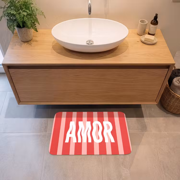 Amor - Strepen - Rood - Roze Badmat klein -sfeer1