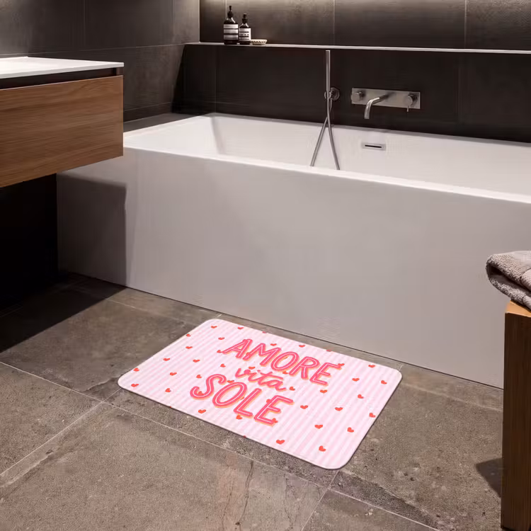 Amore vita sole - Roze - Hartjes Badmat klein -sfeer3